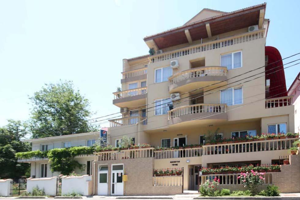 Hotel Dynes إيفوري نورد المظهر الخارجي الصورة